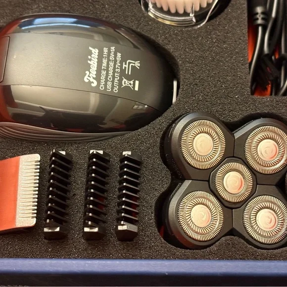 freebird Flex Series Shaving Kit - Electric Rotary Men’s Shaver New - Picture 8 of 10